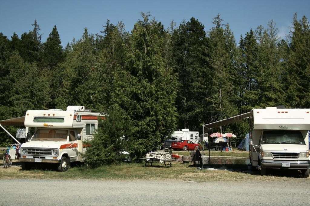 Qualicum Bay Resort Bowser Kültér fotó