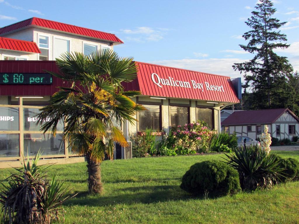 Qualicum Bay Resort Bowser Kültér fotó