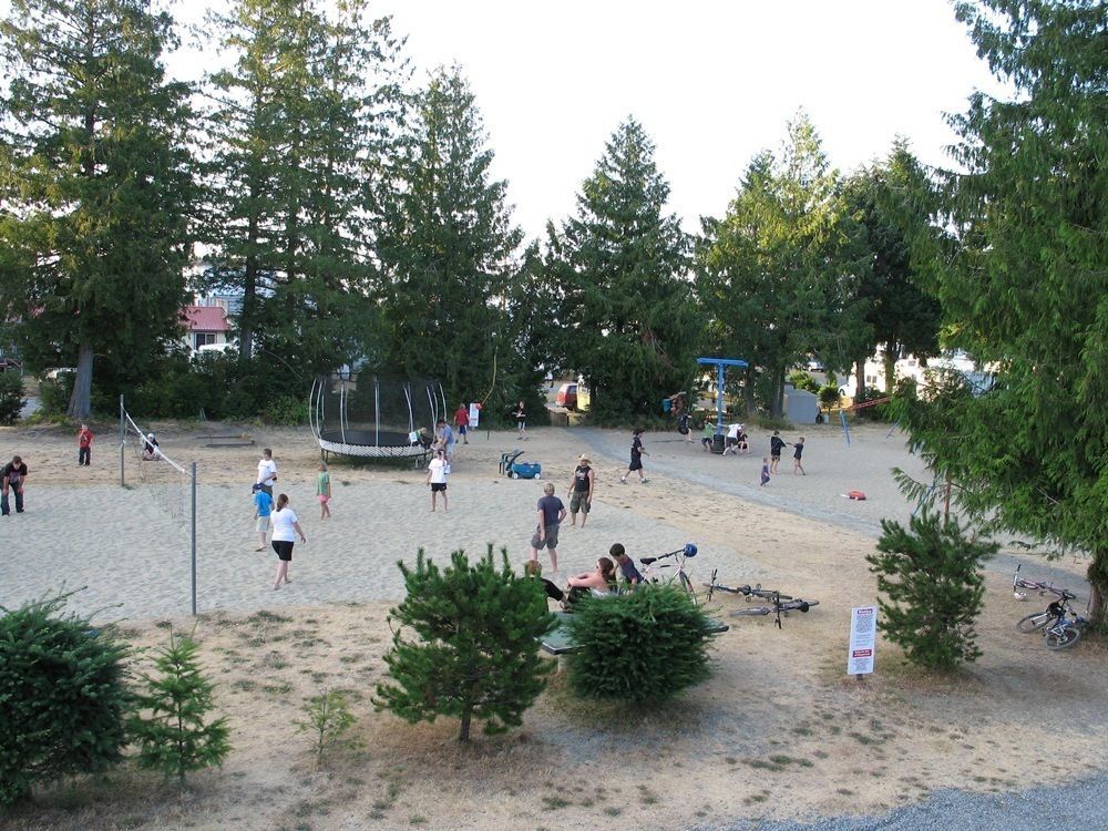Qualicum Bay Resort Bowser Kültér fotó